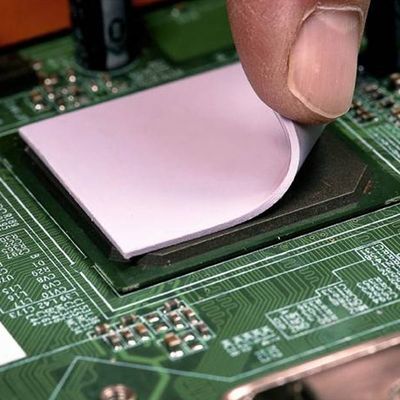 자동차 전력 시스템 전도 열 패드 두께 0.5mm-5.0m 범위 무료 샘플